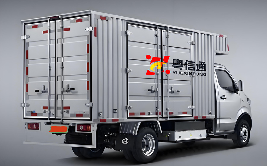 3.6米厢式货车